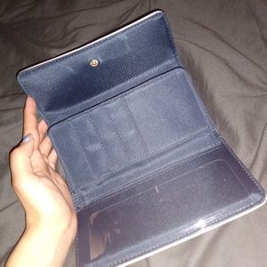Tommy Hilfiger Bags - Tommy Hilfiger Wallet Tommy Hilfiger Bags - Tommy Hilfiger Wallet
